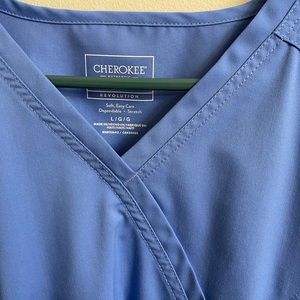 Cherokee scrub top